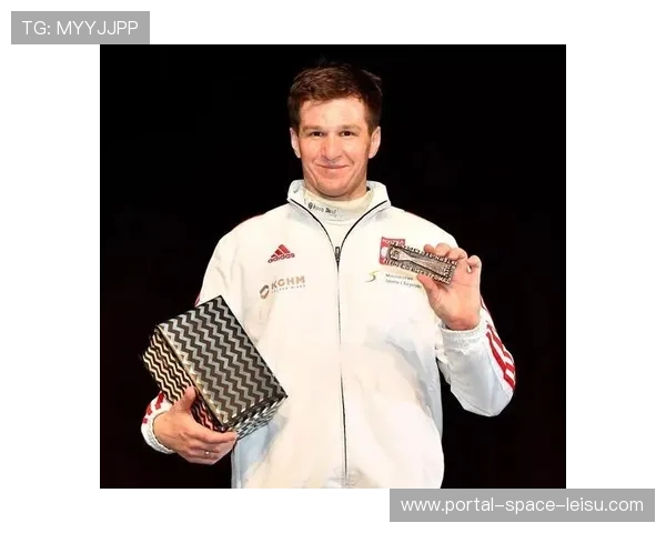 罗韦拉专访回顾蓝鹰生涯,展望未来盼夺杯 罗韦拉专访回顾蓝鹰生涯,展望未来盼夺杯